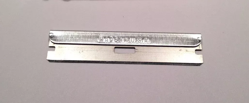 BLADE, ACCUFORGE CLAMSHELL S/STL .009" MICROCOAT (100/BX)